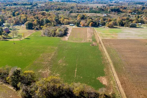 2641 Battle Creek Rd, Springfield, TN 37172 photo 27