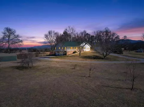202 Austin Rd, Dunlap, TN 37327 photo 2