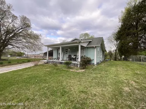 409 First St, Kingston, TN 37763