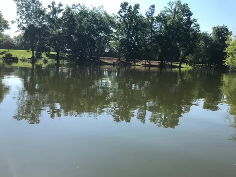 894 Riverbend Dr, Dayton, TN 37321