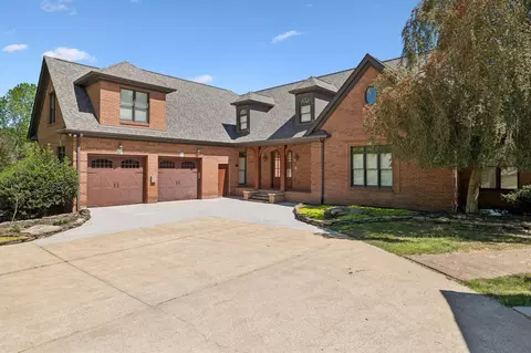 7920 Higgins Ln, Hixson, TN 37343