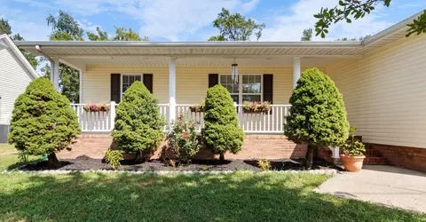 1033 Sivley Rd, Hopkinsville, KY 42240