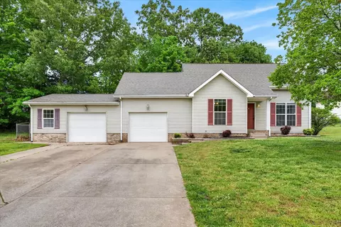 431 Cyprus Ct, Clarksville, TN 37040