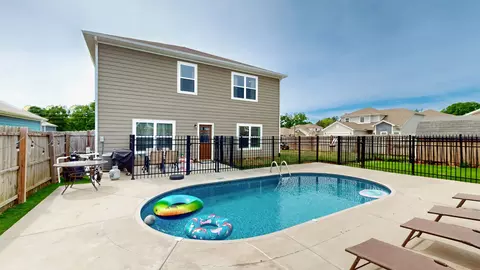 2919 Beeswax St, Columbia, TN 38401