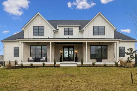 3000 Ora Ln, Spring Hill, TN 37174