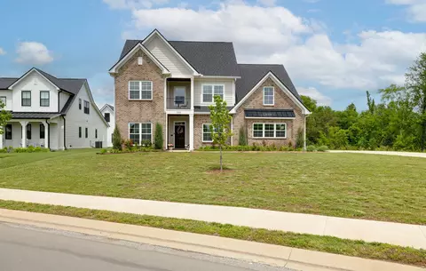 1545 Shalom St, Murfreesboro, TN 37128