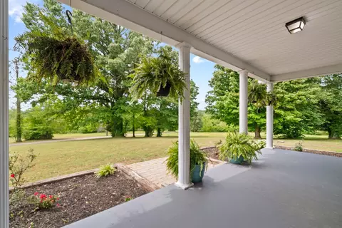 2580 Santa Fe Pike, Santa Fe, TN 38482