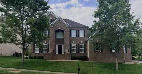 1412 Leeds Dr E, Franklin, TN 37067