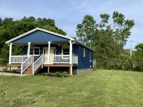 Exterior - 105 General Ave, Centerville, TN 37033 photo 2 of 8