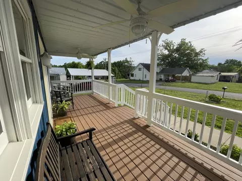 Exterior - 105 General Ave, Centerville, TN 37033 photo 7 of 8