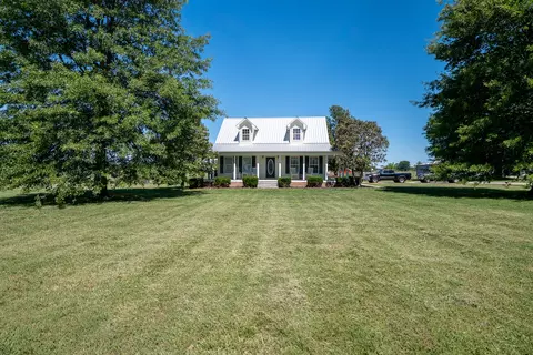 11220 Shelbyville Rd, Morrison, TN 37357