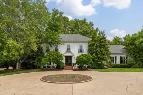 5 Castlewood Ct, Nashville, TN 37215