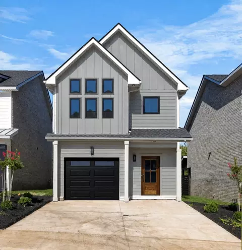 15 Holland Park W, Clarksville, TN 37043