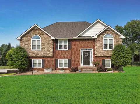 306 Michael Cir, Mount Juliet, TN 37122