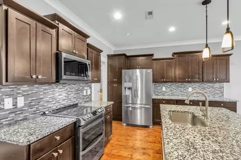 Kitchen - 776 Farmer Rd, Eagleville, TN 37060 photo 1 of 1
