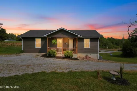 13 Short Rd, Crossville, TN 38555