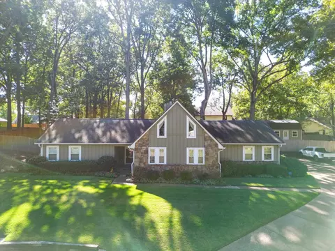 9399 Woodcutter Cv, Arlington, TN 38002