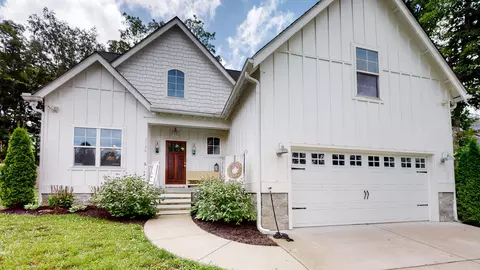7146 Pepper Tree Cir, Fairview, TN 37062