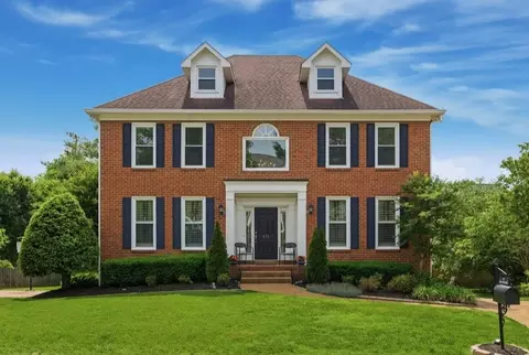 471 Forrest Park Cir, Franklin, TN 37064