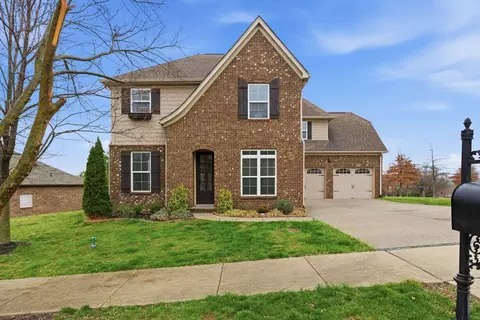 110 Irvine Ln, Franklin, TN 37064