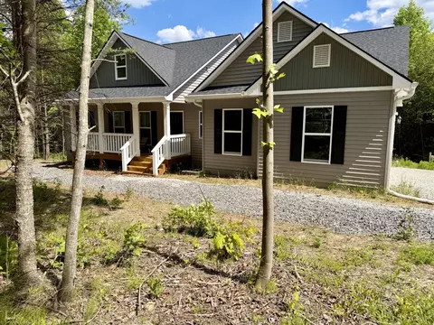 600 Green Brier Ln, Dunlap, TN 37327