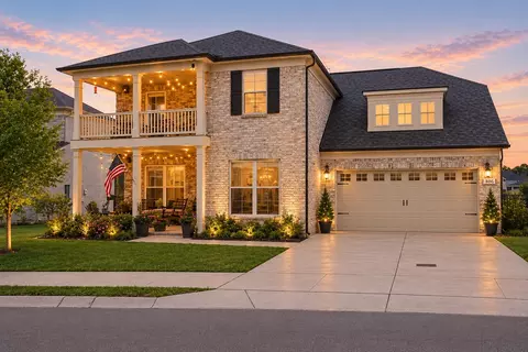 806 Chalkstone Ln, Mount Juliet, TN 37122