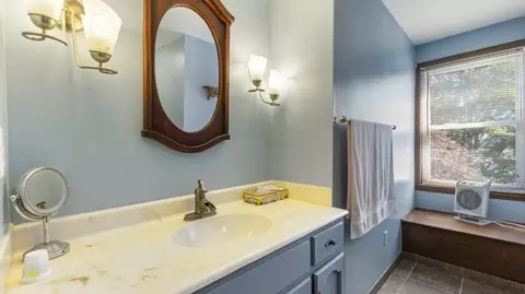 Bath - 7 Scott Orchard Rd, Taft, TN 38488 photo 6 of 7