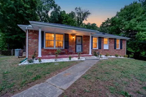 127 James Dr, Clarksville, TN 37042