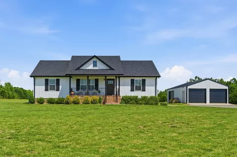 8111 Hoskins Hollow Rd, Westmoreland, TN 37186
