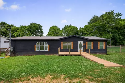 436 Love St, Sparta, TN 38583
