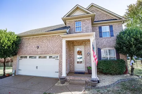 105 Porter Ct, Hendersonville, TN 37075