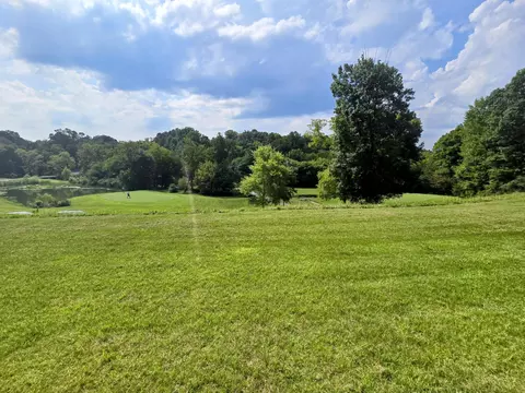 2042 Willow Springs Dr, Athens, TN 37303