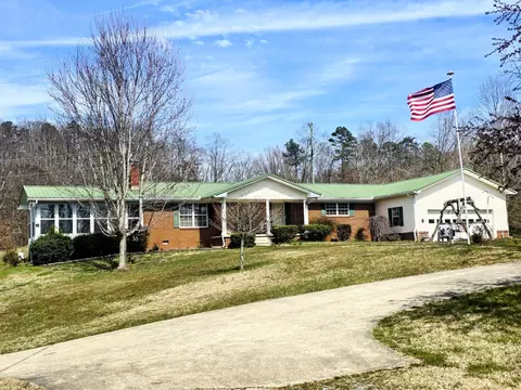 1038 White Oak Valley Rd NW, Cleveland, TN 37312