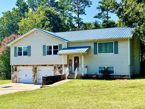 2217 Timber Trace Cir NW, Cleveland, TN 37311
