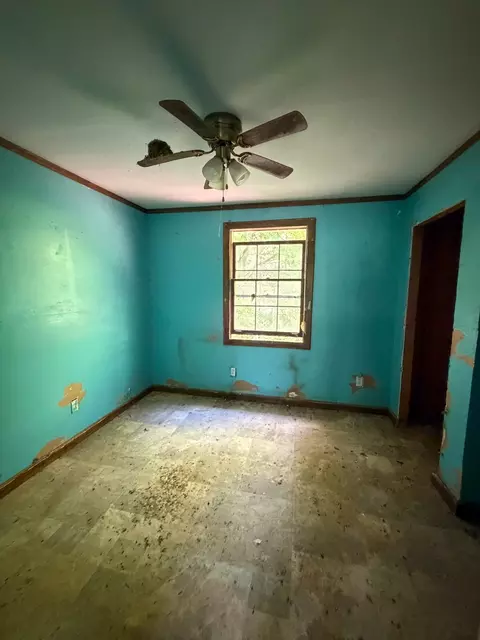 Bedroom - 255 Biltmore Rd, Mansfield, GA 30055 photo 5 of 6