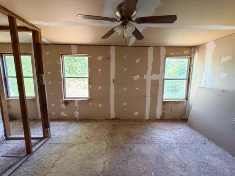 Bedroom - 255 Biltmore Rd, Mansfield, GA 30055 photo 3 of 6