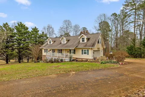 500 Majesty Rd, Soddy Daisy, TN 37379