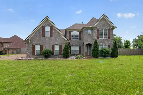 23 Sterling Ridge Dr, Atoka, TN 38004