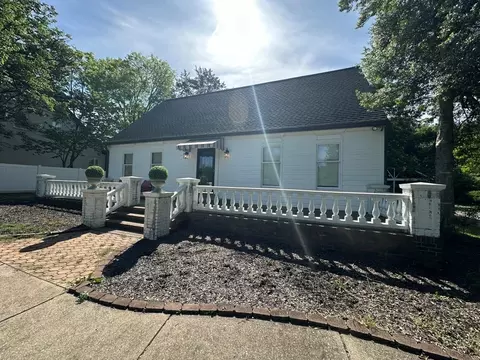 2866 N Thompson Ln, Murfreesboro, TN 37129