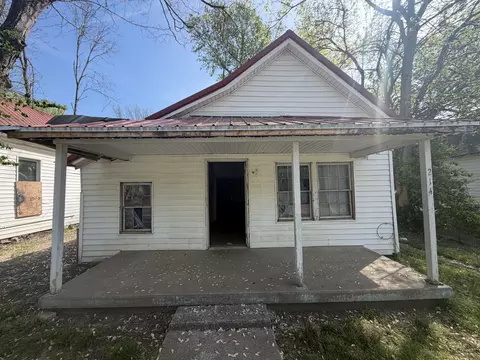 214 N Morgan St, Russellville, KY 42276