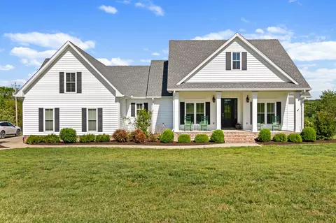 9043 Cross Plains Rd, White House, TN 37188