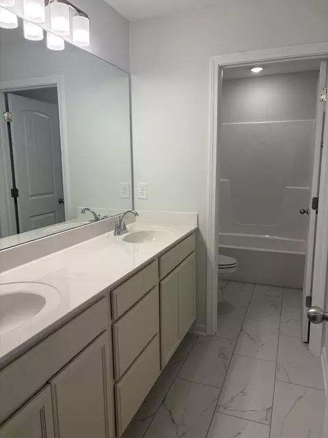 Bath - 9026 Ada Way, Fairview, TN 37062 photo 4 of 4
