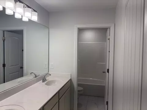 Bath - 9026 Ada Way, Fairview, TN 37062 photo 3 of 4