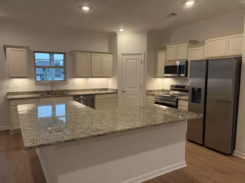 Kitchen - 9026 Ada Way, Fairview, TN 37062 photo 3 of 3