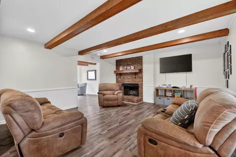 10 Briarhill Dr, Fayetteville, TN 37334