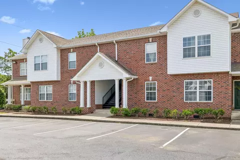 7470 Charlotte Pike #109, Nashville, TN 37209