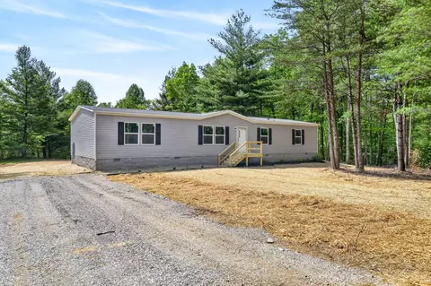 81 Ault Rd, Sparta, TN 38583