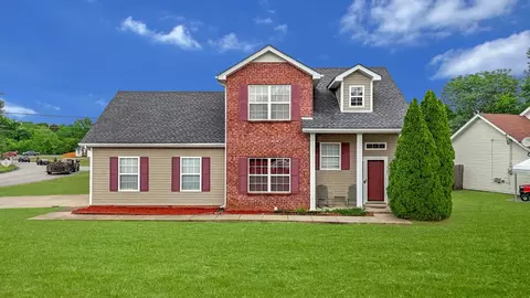 2101 Montgomery Ln, La Vergne, TN 37086