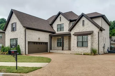 129 Candice Ct, Murfreesboro, TN 37128