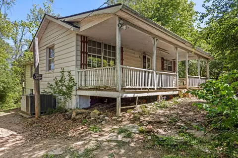 754 Beech Grove Rd, Thorn Hill, TN 37881